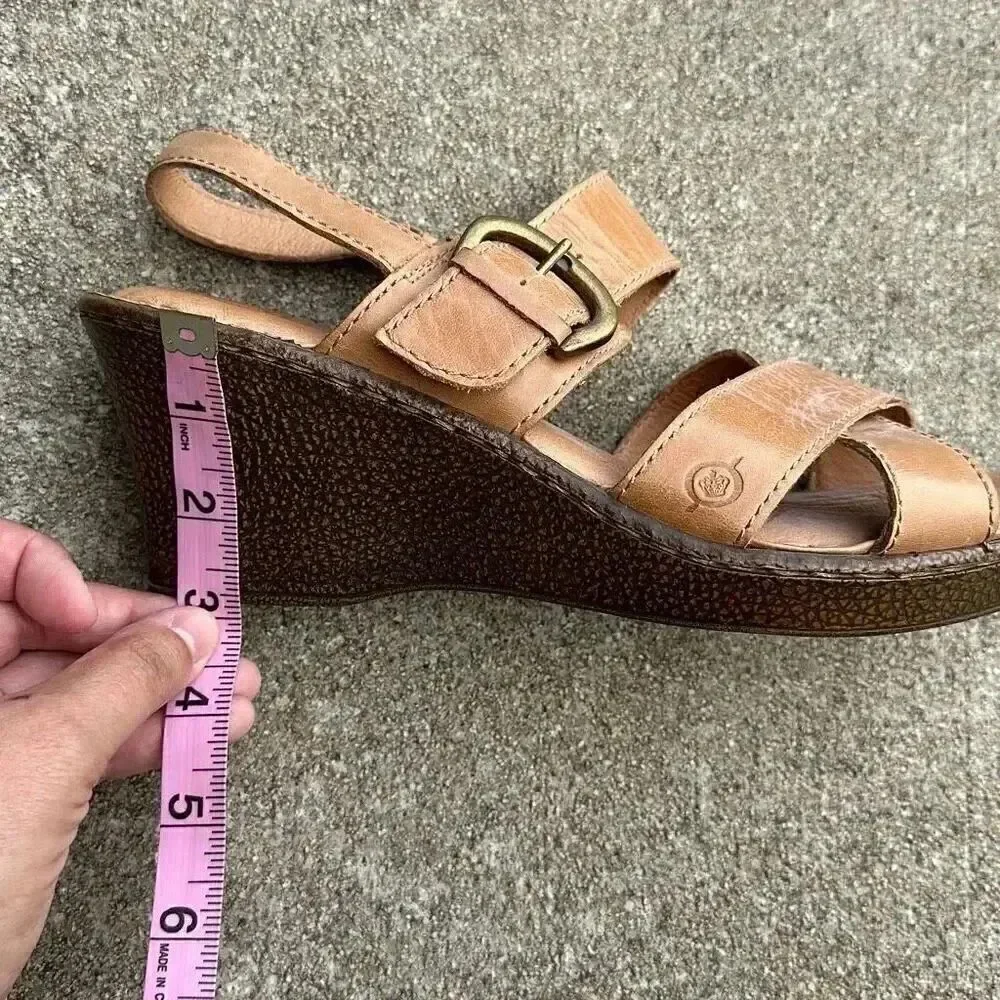 Born Leather Wedge Sandals Mirabella Tan Women’s Size 11